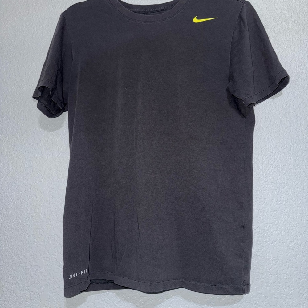 Nike Men's Charcoal Gray Tee with Yellow Swoosh